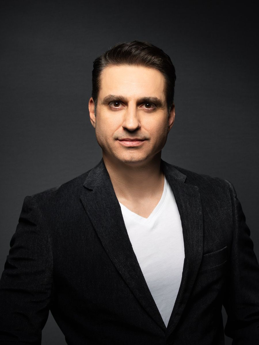 Vas Modinos - Profile